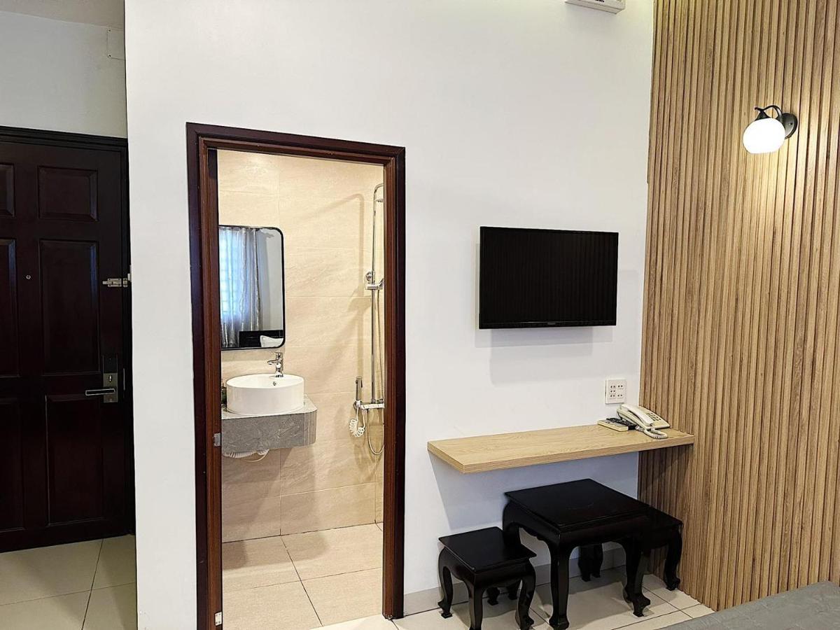 Long Xuyên Phuong Nam Hotel An Giang מראה חיצוני תמונה